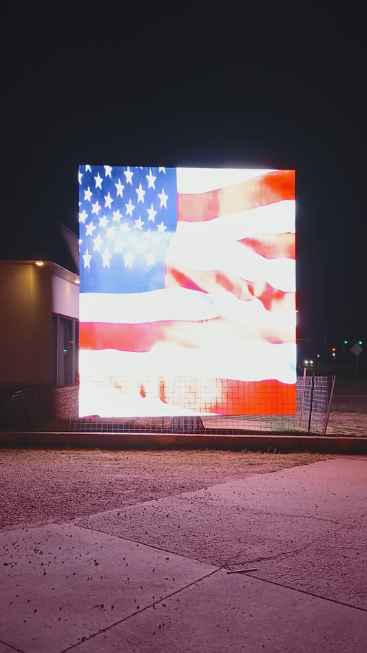 LUEDERS ADVERTISING putting up the most AMAZING Billboard in AMERICA